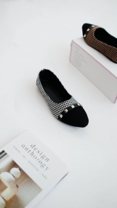 Bellashoesjkt Yuna Flatshoes Wanita: Gaya Desain Modern & Ukuran Tinggi