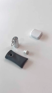 Wonder Pouch for Tack GPS Tracker (Tracker not included) - Fabric Cloth Clothing Magnetic Pin Case Casing Elderly Kids