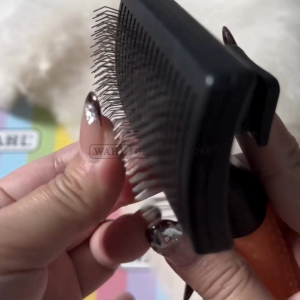 Wahl Dog Self Cleaning Slicker Brush – Sisir Anjing Alat Grooming Sisir Perawatan Anjing