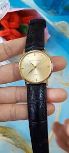 Đồng hồ nữ EXTRRAORDINARY mặt trãi tia dây da second hand si nhật đã qua sử dụng