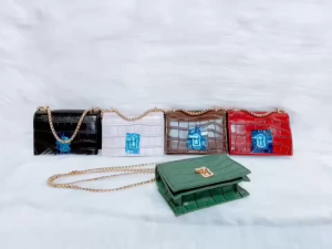 YY-bag88 กระเป๋าสะพายข้างมินิมอล แฟชั่นม กระเป๋าสะพายข้างสายโซ่ น่ารักกระเป๋าทรงสี่เหลี่ยม