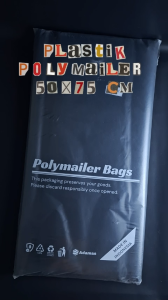Plastik Polymailer 50x75 cm isi 100 pcs Packing Online Shop Lem Seal Amplop Hitam