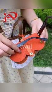 TWOL SHOP 1pcs Leather Sunglasses Bag: A Portable Soft Leather Glasses Case Holder Sunglasses Organizer Bag