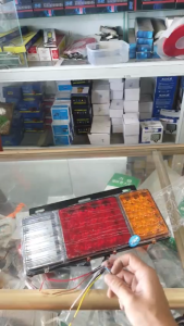 2 đèn hậu xe  tải chínhh hãng shilidou  12V DC chống nước dễ lắp đặt  31cm x 12cm 2004A