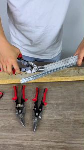 Mitsushi กรรไกรตัดเหล็ก 10 นิ้ว กรรไกรตัดเหล็กเอนกประสงค์ กรรไกรตัดซีลาย กรรไกรตัดแผ่นโลหะตัดตรง / โค้งซ้าย / โค้งขวา สแตนเลส Aviation Snip