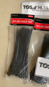 NYLON KABEL TIES / KABEL TIES / TALI SRET 200X3 HITAM
