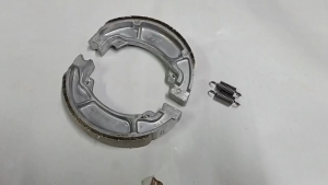 ผ้าเบรคหลัง TTW คุณภาพดี HONDA CLICK 150i&125iPCX160 STDPCX150&125Scoopy i ZOOMER XMOOVECLICK160STD แบรนด์ TTW