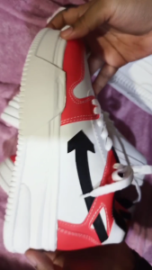 Sepatu Sneakers Wanita Jilmei Desain Korea - Motif Monogram Bahan Kulit Imitasi Warna Merah/Hitam Gaya Koleksi Premium