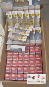 Bình sữa Cho Bé Sơ Sinh Pigon Cổ Hẹp 120ml  240ml Nhựa PP Bình Sữa Pigeon Cổ Hẹp Tiêu Chuẩn