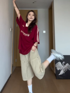 Hip-hop T-shirt For Women Fashion Embroidery Short Sleeved Top New Style 2024