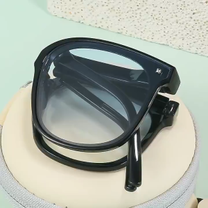 Popular Anti-ultraviolet Folding Sunglasses Fashion INS Style Sunglasses Easy To Store Portable Bag Leather Eyeglass