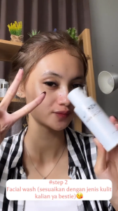 HSK Secret Facial Wash Dry - Membersihkan & Melembapkan Kulit Wajah - Non-SLS Aloe Vera & Castor Oil