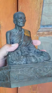 พระบูชาหลวงพ่อดี วัดพระรูป จ.สุพรรณบุรี ปี2537 (ขนาดหน้าตัก 5 นิ้ว)