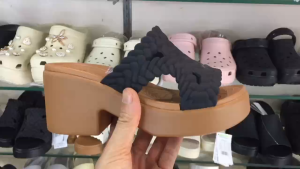 Cross-Mẫu mới Dép lê bánh mì slide quai đan đế cao 6cm dành cho chị em diện cùng với áo dài - TAT19