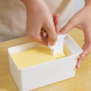 Square Butter Box with Cover Cutter Slicer Cheese Fresh-keeping Box Butter Refrigerator Storage Box Kitchen Tool Butter Dish With Cover Fresh-keeping Box Cutter Slicer Countertop For Refrigerator Storage Home