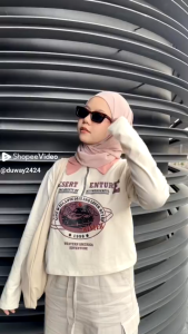 Desert Enture The Beuty Of Worderfull Kerah Ziper Wanita - Tshirt Pakaian Wanita Kekinian