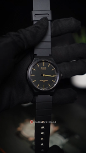 Jam Tangan Pria Casio MW-240-1E2 Quartz Watch Black Dial Resin Band