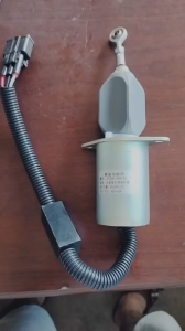 Rờ le tắt máy ty tắt máy xe Dongfeng 4 chân 5 chân đầu kéo