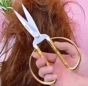 Straightener Hair brush iron Multifunctional electric heating comb hair straightening Curling iron