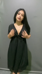 Gaun Malam & Baju Tidur Lingerie: Pakaian Wanita yang Stylish