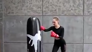 กระสอบทราย กระสอบชกมวย ที่ซ้อมมวย ต่อยมวย  อุปกรณ์ต่อยมวย นวม รุ่น TH-1073