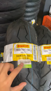Paket Sepasang Ban Pirelli Angle Scooter Aerox Depan & Belakang 110/70-14 140/70-14