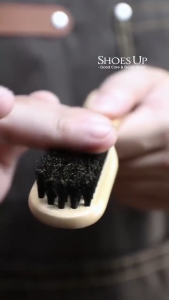 Bàn Chải Lông Heo Rừng Cán Dài - chuyên dụng làm sạch vệ sinh lấy Soap cho đồ da giày Bốt da