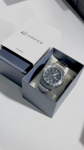 นาฬิกาผู้ชาย Casio EDIFICE รุ่น EFR-526D-1AV คาสิโอพร้อมกล่อง