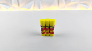 Lem Kertas Batangan Joyko 8gr Satuan Glue Stick Lem Putar