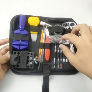 REPAIR TOOL KIT SET PERLENGKAPAN ALAT PERBAIKAN TOOL SERVICE PEMBUKA JAM TANGAN WATCH OBENG SET KOMPLIT PERALATAN REPARASI SERVIS PEMBUKAN DAN PEMOTONG RANTAI JAM TANGAN FULL SET 147 PCS