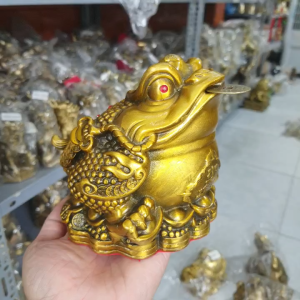 Tượng cóc ngậm tiền Thiềm thừ chất liệu bằng đồng vàng MS0505