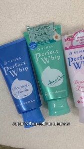 SENKA Perfect Whip Facial Wash