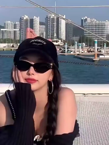 IVY New fashion beige sunglasses Korean cat-eye sunglasses TAC polarized cat-eye sunglasses ins style small frame high-end trendy street shooting sunglasses sun protection
