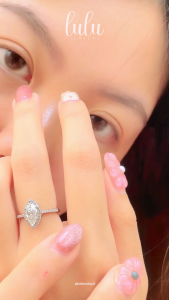 Lulu Moissanite Jewelry - Perhiasan Wanita Cincin Berlian Moissanite 1 Carat Lapis Emas 18K - Aurora Marquise Cut Moissanite Ring 1 CT Sertifikat GRA