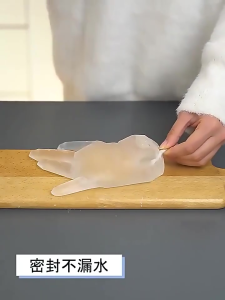 100pcs Disposable Grade Food Glove TPE Disposable Thickened Clear Plastic Gloves Sarung Tangan Pakai Buang Menebal