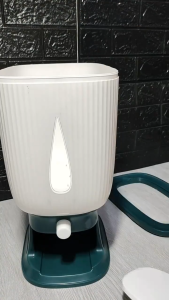 Tempat Penyimpanan Beras Serbaguna Kotak Wadah Beras Modern Rice Box - Dispenser Beras