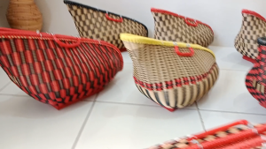 KISO AYAM MOTIFCATUR MEWAH KISA AYAM PREMIUM TAS AYAM BANGKOK BAHAN FIBER KERANGKA BAMBU AWET DAN TAHAN LAMA