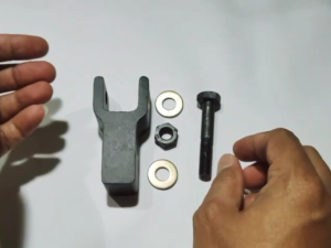 Peninggi Shock Belakang Mx King 150 Tambah Tinggi 5cm Anting Monoshock Jupiter Mx King Super Tebal Bahan Besi Tebal Anti Patah