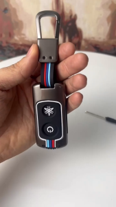 Ốp Chìa Khóa Xe Máy Yamaha Exciter NVX Janus Grande Freego Họa Tiết 3 Sọc Màu Và Cờ Ý Lịch Lãm Sang Trọng