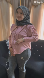 Kemeja Santai Wanita Katun Toyobo: Desain & Bahan Nyaman