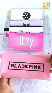 Mini Case Korean Pop Dompet K-Pop Suvenir Souvenir BTS Blackpink Astro Twice Nct RedVelvet Itzy Exco TXT Nuesht StrayKids Day 6 EnhypenTreasure Shinee