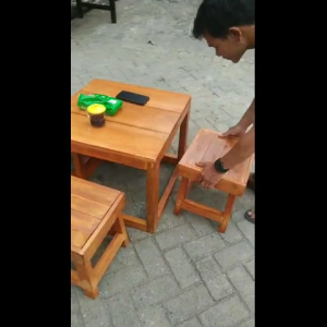 Meja Kursi Cafe Kotak Pendek Minimalis Set (1 meja + 4 kursi)