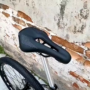 【Vận chuyển nhanh】Yên xe đạp thể thao thoáng khí chống sóc tiện lợi SF