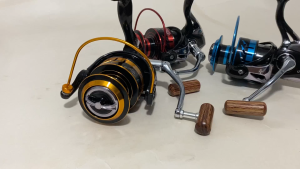 ASHINO UD รุ่นใหม่ 4+1BB รอกสปิน เช่น เดียวกับ Ashino UD 4+1BB