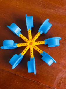 Khung nhựa kèm cốc nhựa làm mô hình tua bin nước dùng DIY thí nghiệm học tập Stem Steam - HM0388