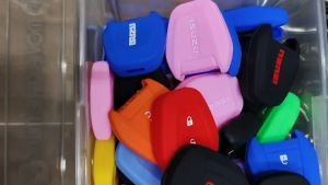 ซิลิโคนกุญแจ ซิลิโคนรีโมท Isuzu all d-max 1.9 x-series mu-x 2.5 2012 (เปิดด้านบน) เคสรีโมท เคสกุญแจ