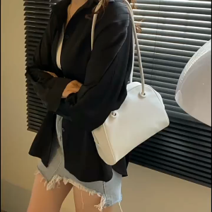 【ready!cod!】Sling bag wanita Tas bahu tote bag Shoulder bag Versi Korea dari tas tangan indah gaya perguruan tinggi Tote bag Hand bag Tas selempang wanita Tas Tangan Serut Premium