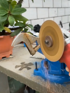 Mata Gerinda Pemotong Besi 100x20x1.6mm & Cakram Gerinda Keramik 4 Inch 100mm