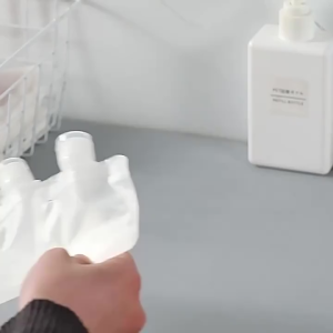 Fast market- Botol Refill Tempat Isi Ulang Sabun Cair Shampo Travel Plastik Fliptop Organizer 30ML 50ML 100ML Pouch Refill Transparan Serbaguna