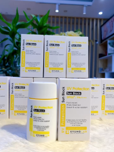 Kem chống nắng nâng tông 6 màng lọc k thấm nước  KyungLab UV Protection sun Block SPF50+ PA++++